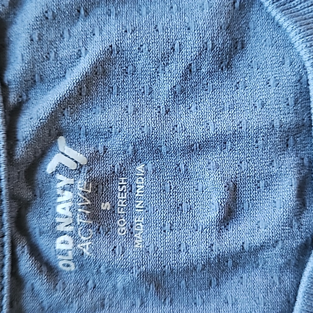 Active ware - Picture 2 of 3